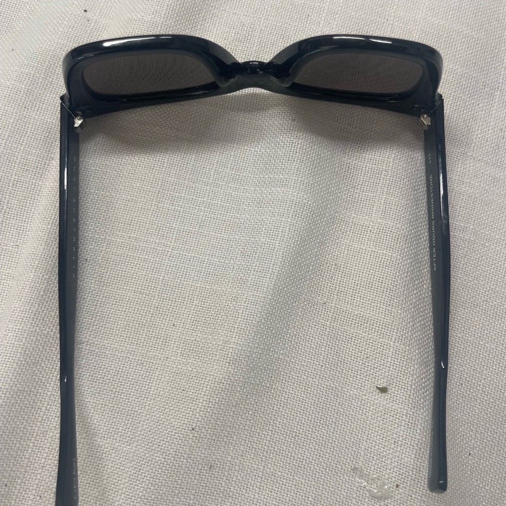 Quay Australia Black Studded Sunglasses - Picture 4 of 5